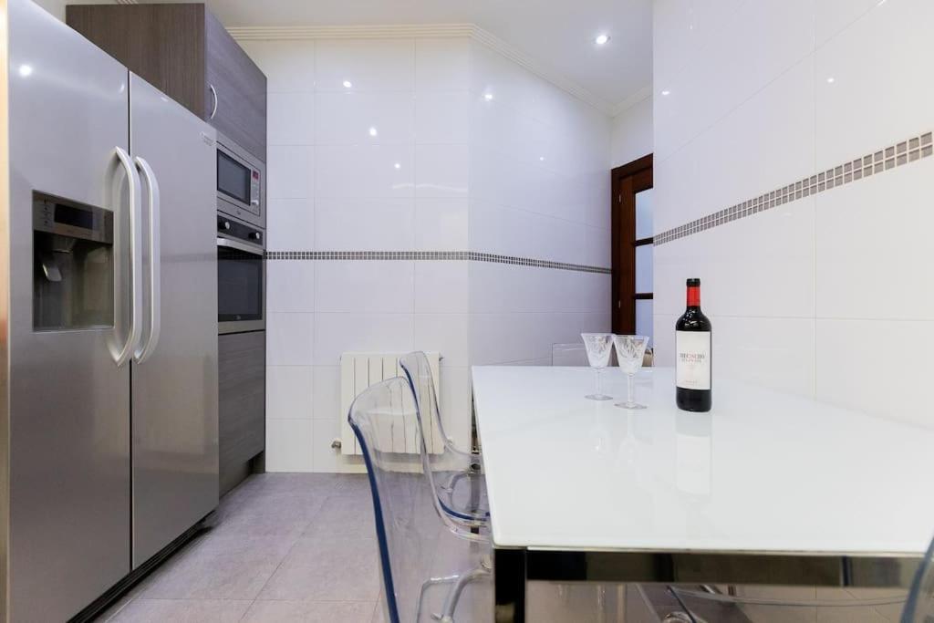 Indautxu Flat Next Stop บิลเบา ภายนอก รูปภาพ